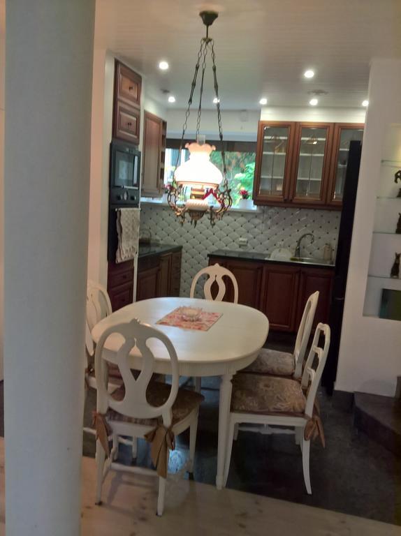 Homestay Roja Wilna Exterior foto